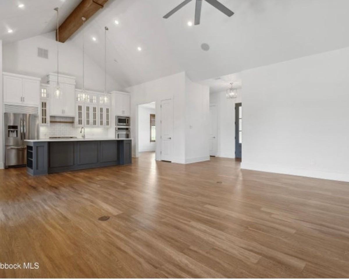 623 N 9th St - Photo 7 of 24