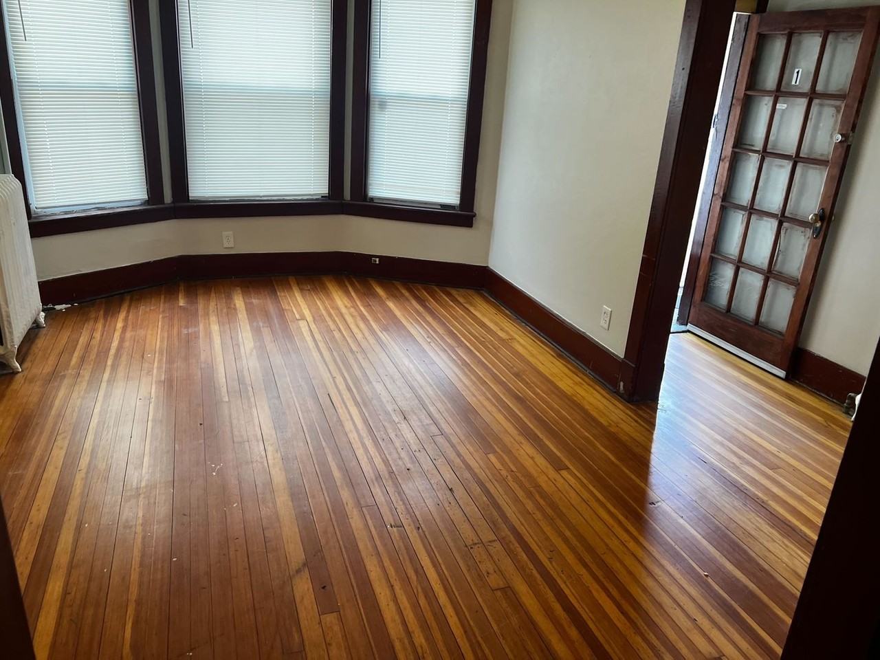 210 Myrtle Ave - Photo 3 of 5