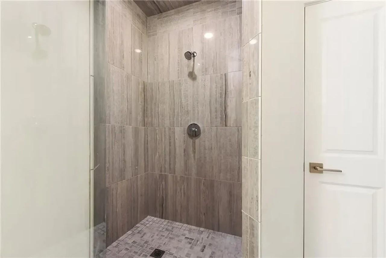 349 Azalea Dr - Photo 7 of 26