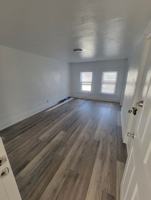 featured image of 423 W Forest Ave