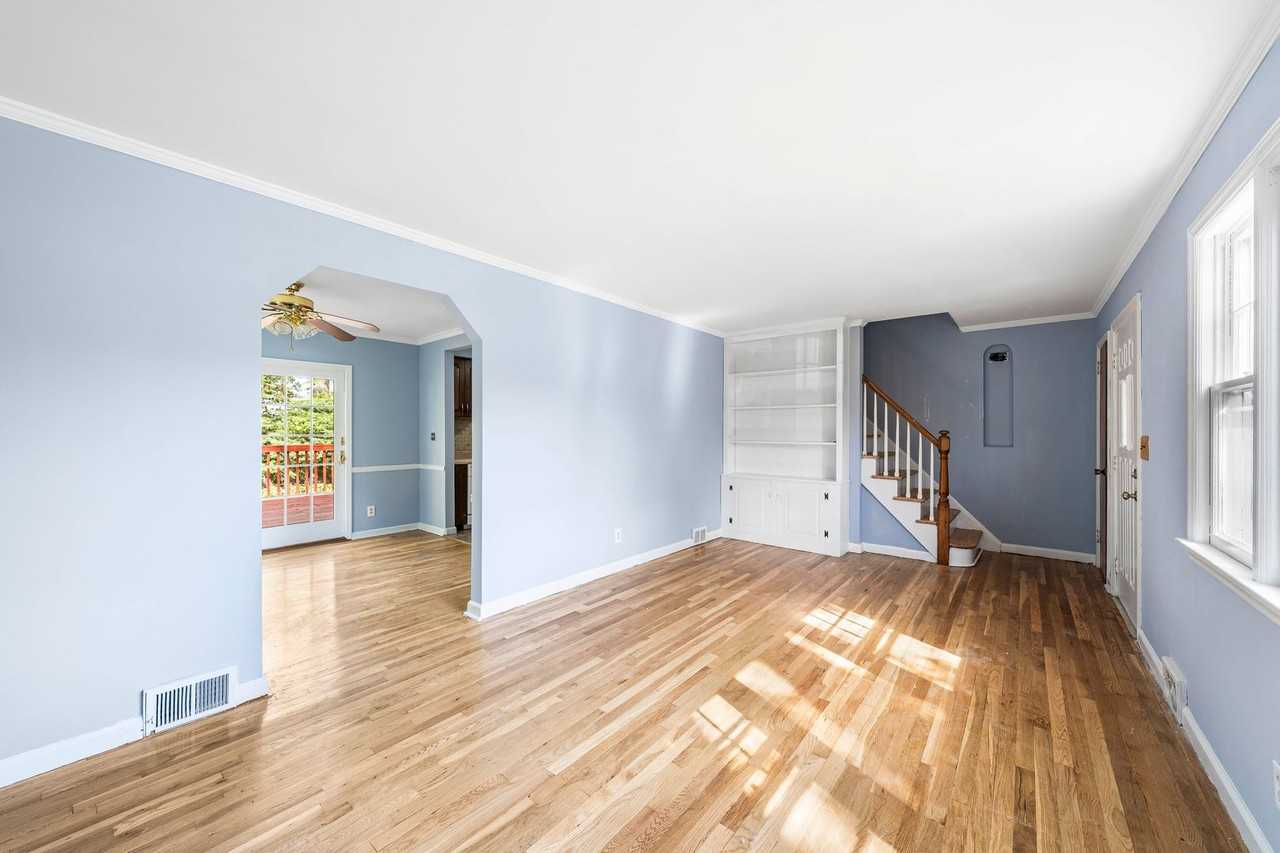 531 Hory St - Photo 5 of 28