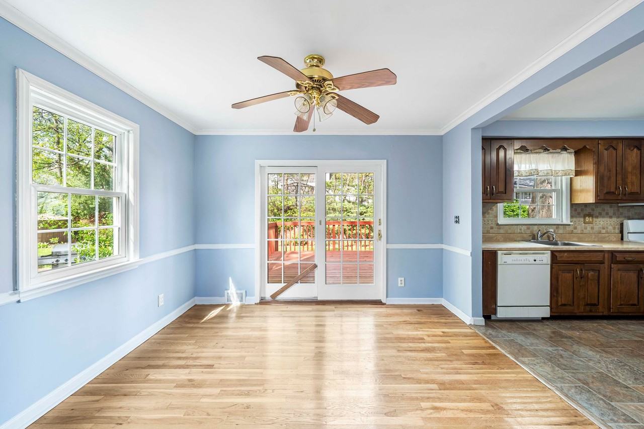 531 Hory St - Photo 7 of 28