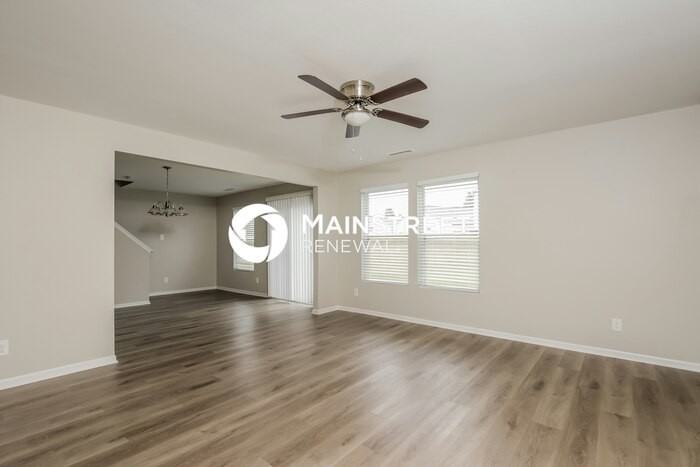 729 Runningbrook Ln - Photo 4 of 17