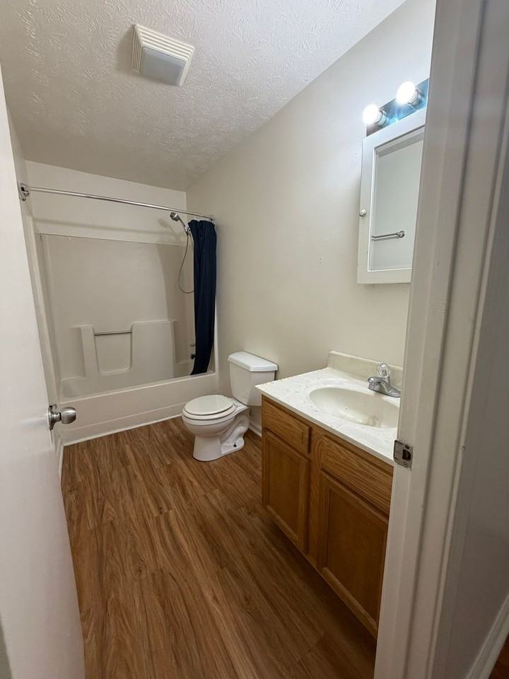 190 Macey Ave #21 - Photo 7 of 8