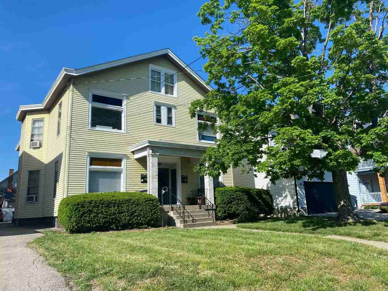2420 Kenilworth Ave - Photo 2 of 5