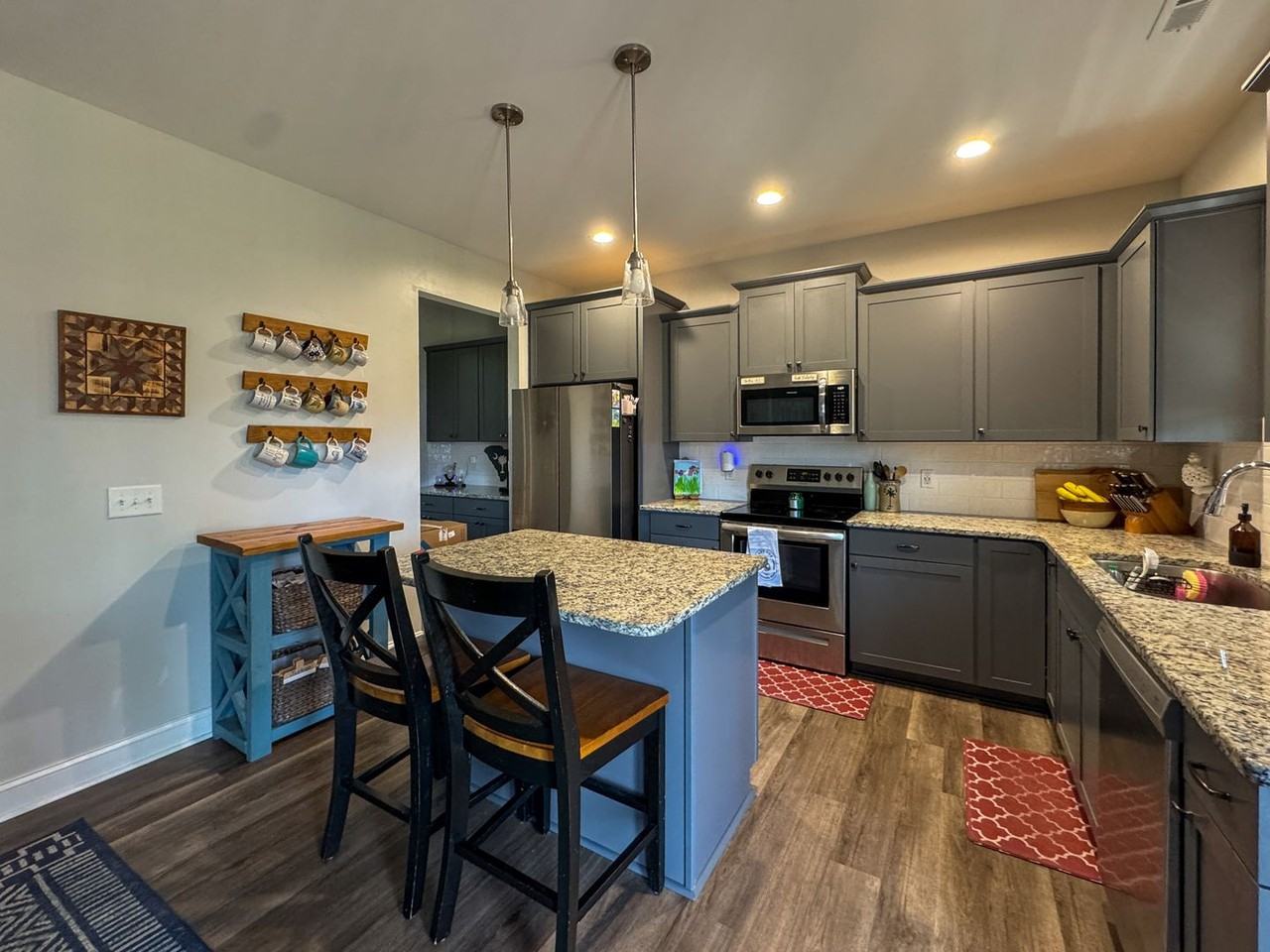 227 High Branch Dr - Photo 4 of 33