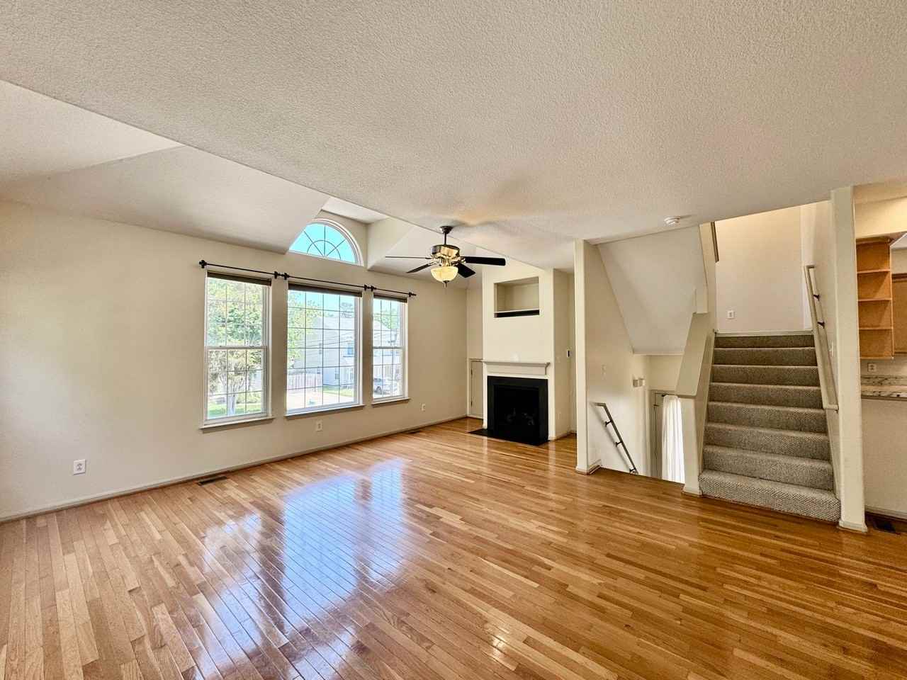4825 Lake Dr - Photo 7 of 45