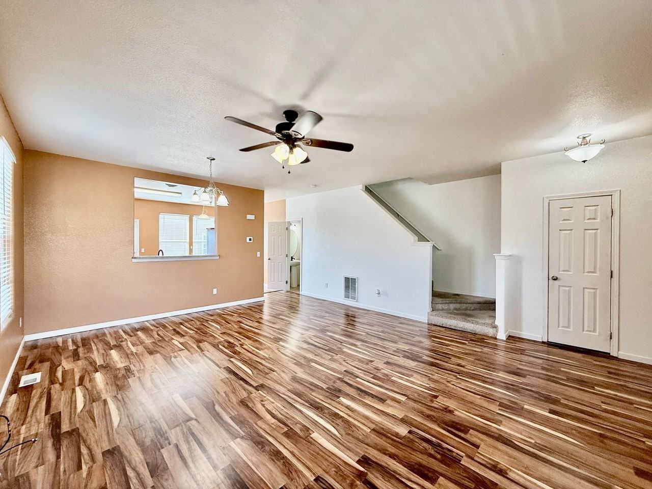 10588 Wells Pt - Photo 3 of 14