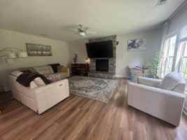 featured image of 705 Dehart Ln