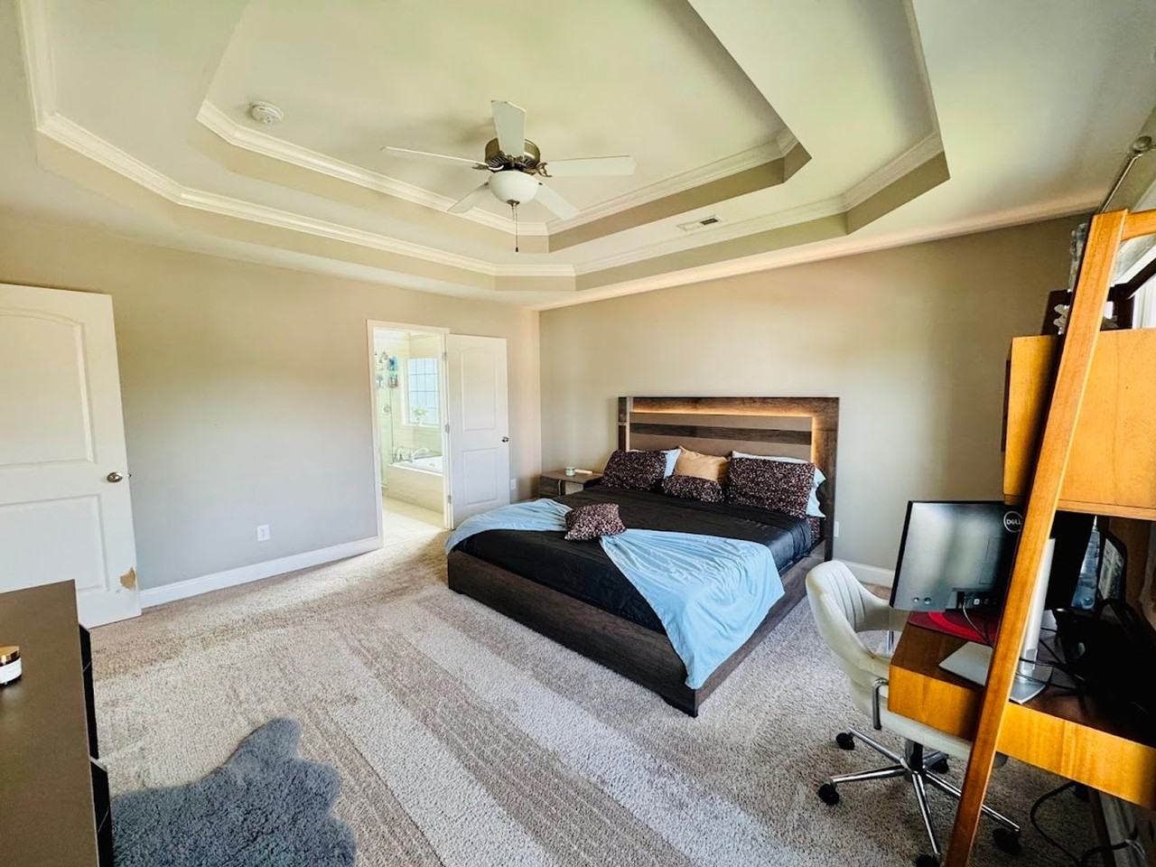 705 Dehart Ln - Photo 5 of 20