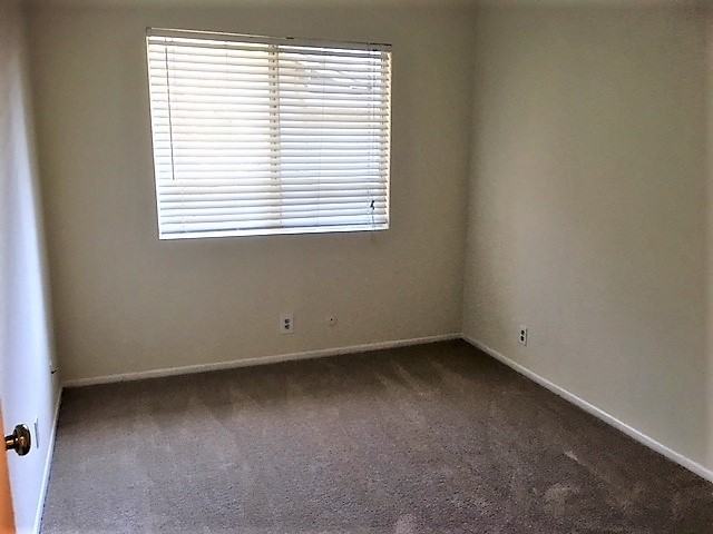 1912 Heywood St - Photo 5 of 12