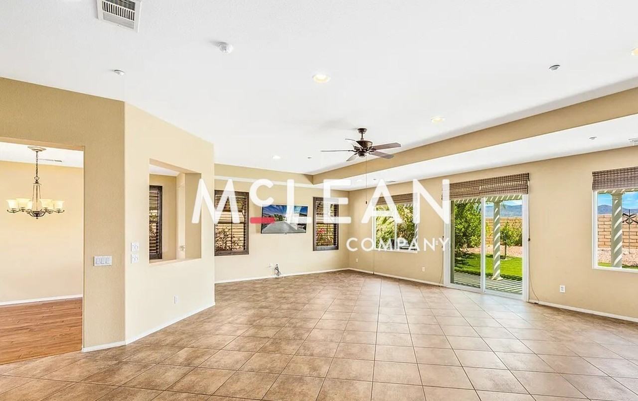 1164 Esperanza Trl - Photo 3 of 14