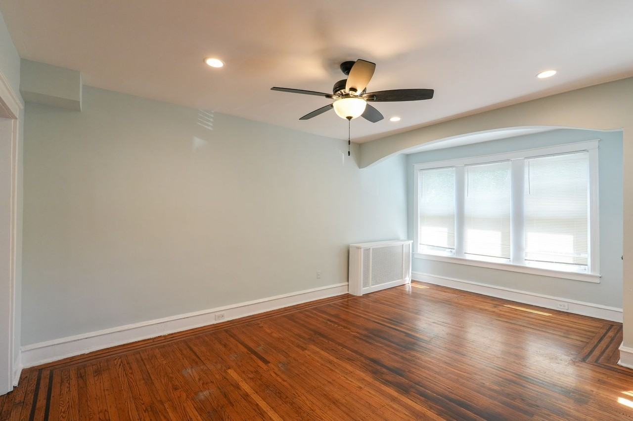 1512 S Stanley St - Photo 6 of 25