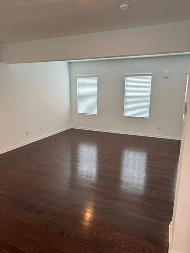 221 Faulk Dr - Photo 6 of 13