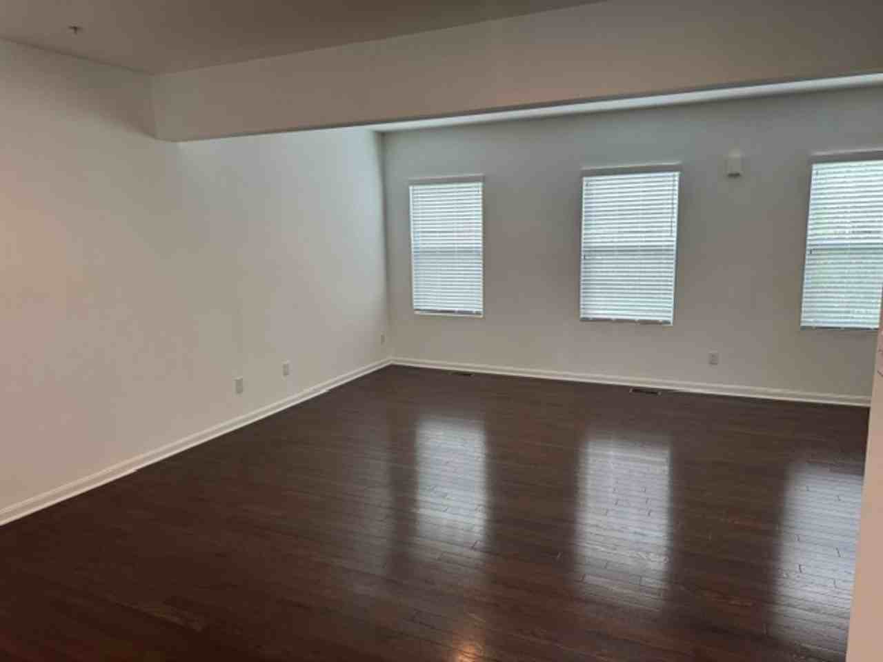 221 Faulk Dr - Photo 7 of 13