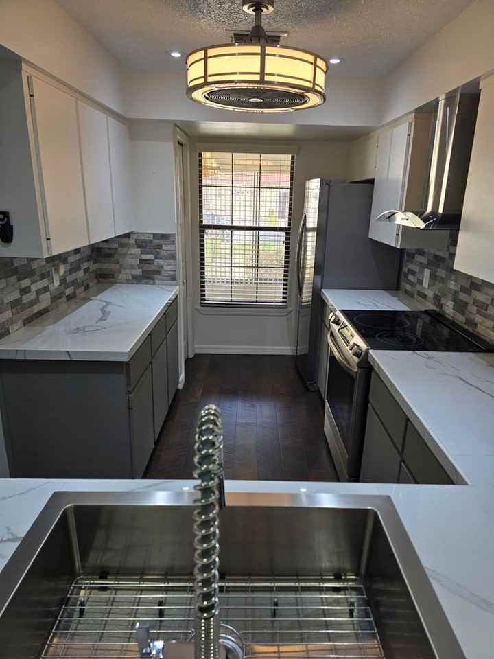 2080 Forest Dr - Photo 6 of 17