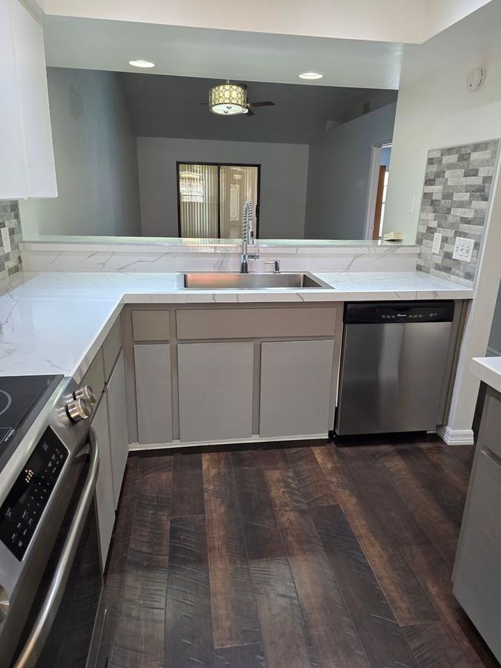 2080 Forest Dr - Photo 7 of 17