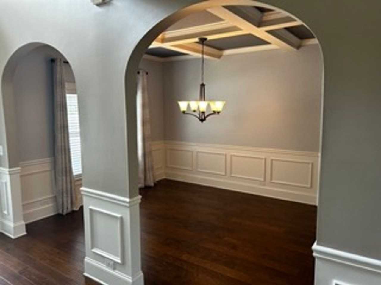 623 Meadow Grass Ln - Photo 4 of 32