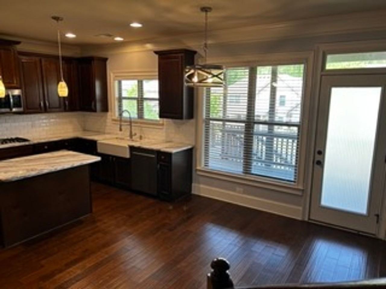 623 Meadow Grass Ln - Photo 7 of 32