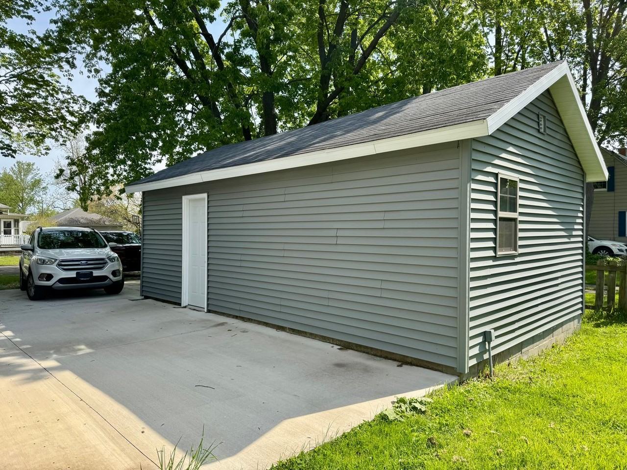 308 N Elm St - Photo 6 of 21