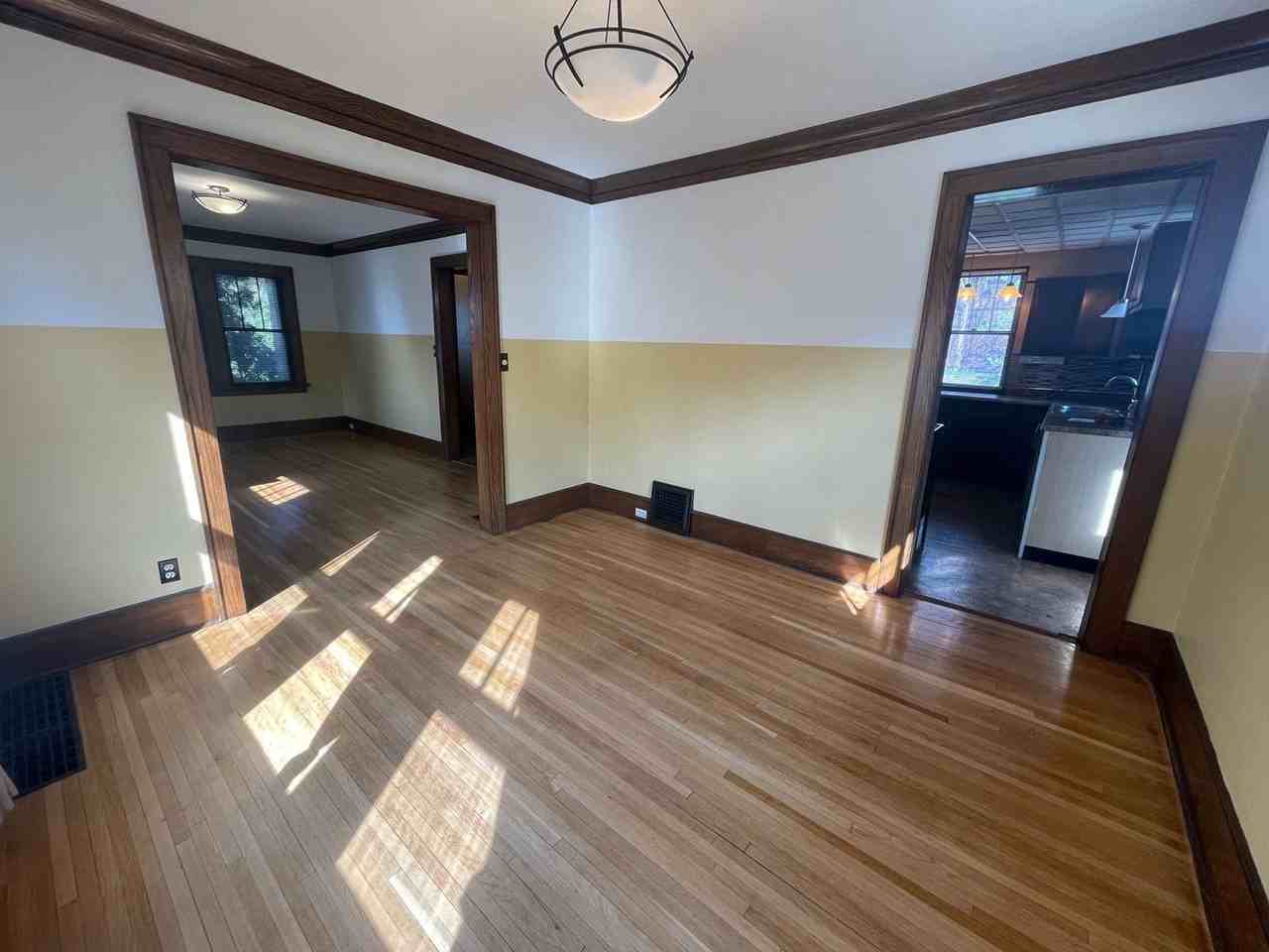 414 N 19th Ave E - Photo 5 of 28