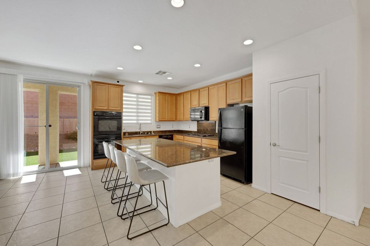 4913 Calabash Pl - Photo 6 of 20