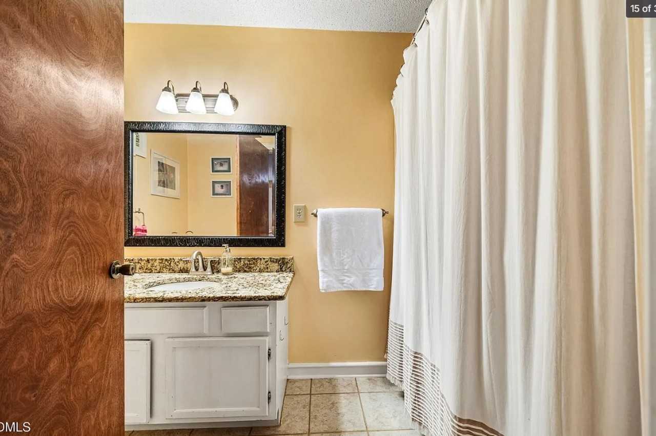 206 Lisa Dr - Photo 6 of 32