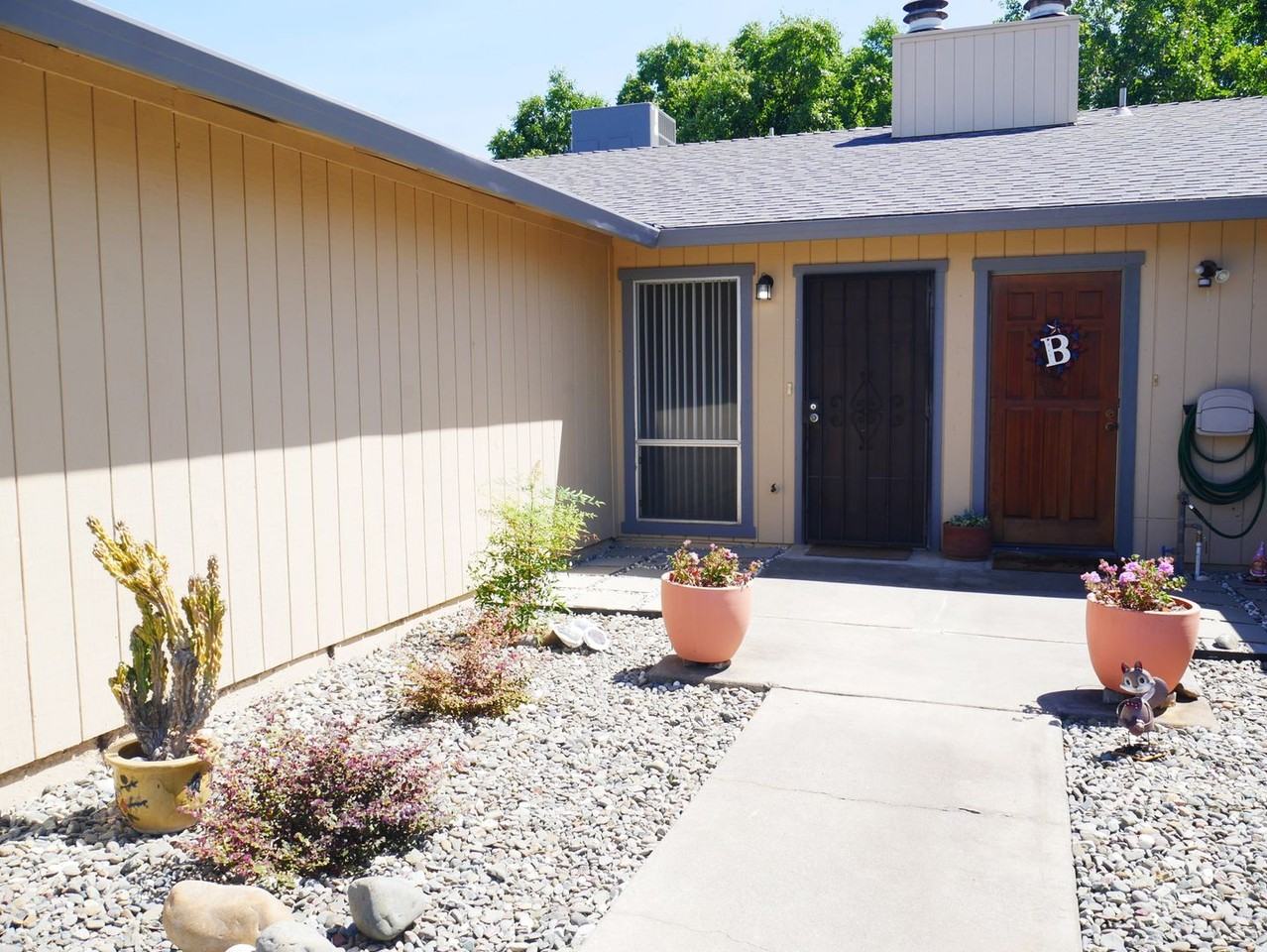 8960 RRO 8960 Laguna Vista Ct - Photo 3 of 21