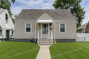 featured image of 7019 Chestnut Ave