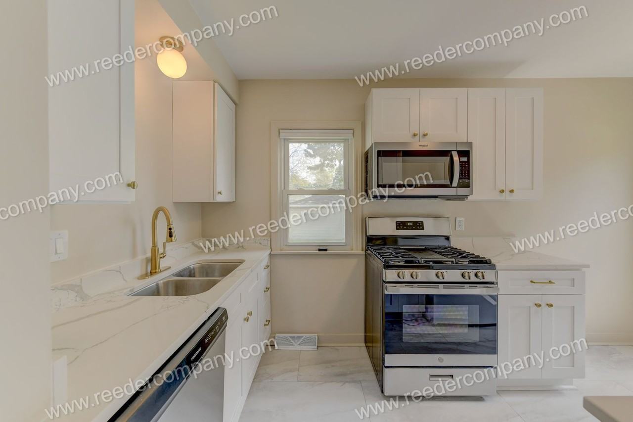 7019 Chestnut Ave - Photo 7 of 19