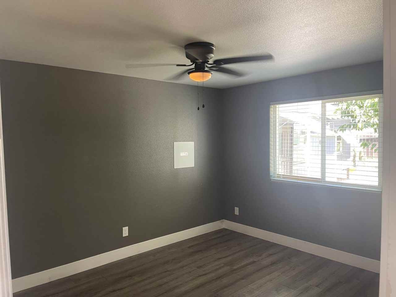 1526 N Sierra Nevada St - Photo 5 of 21