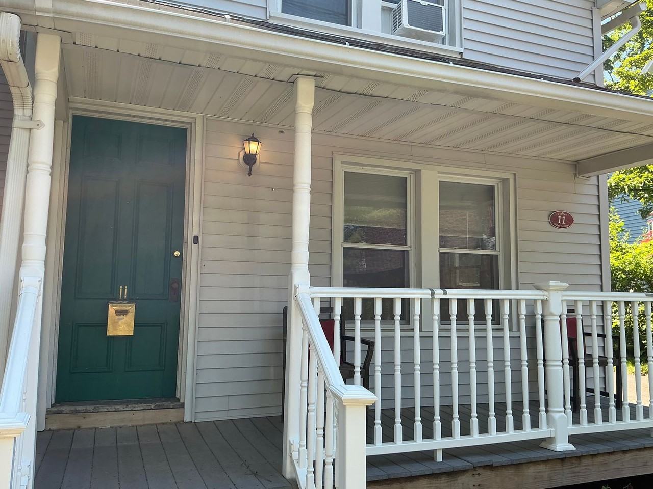 11 Huber Ave - Photo 3 of 24