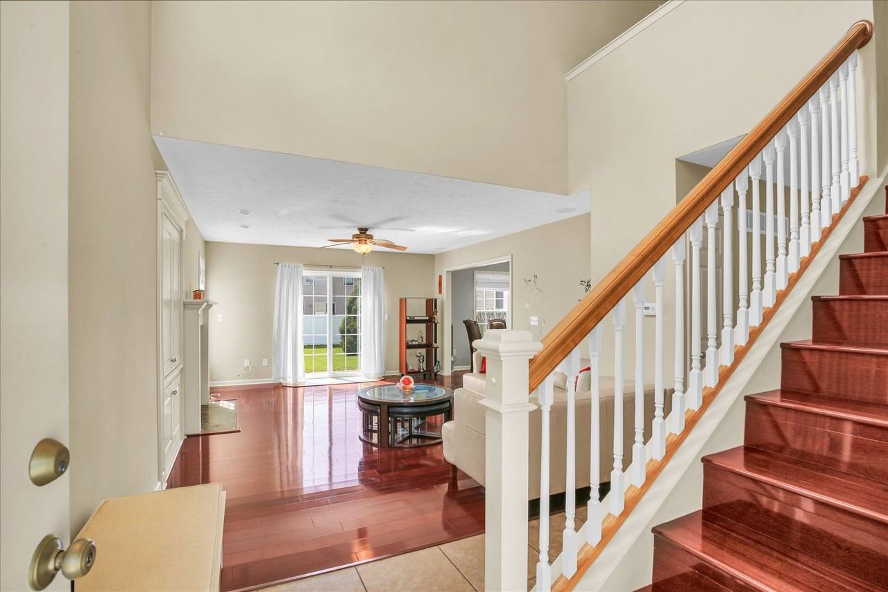 2321 Blanche Ln - Photo 2 of 38