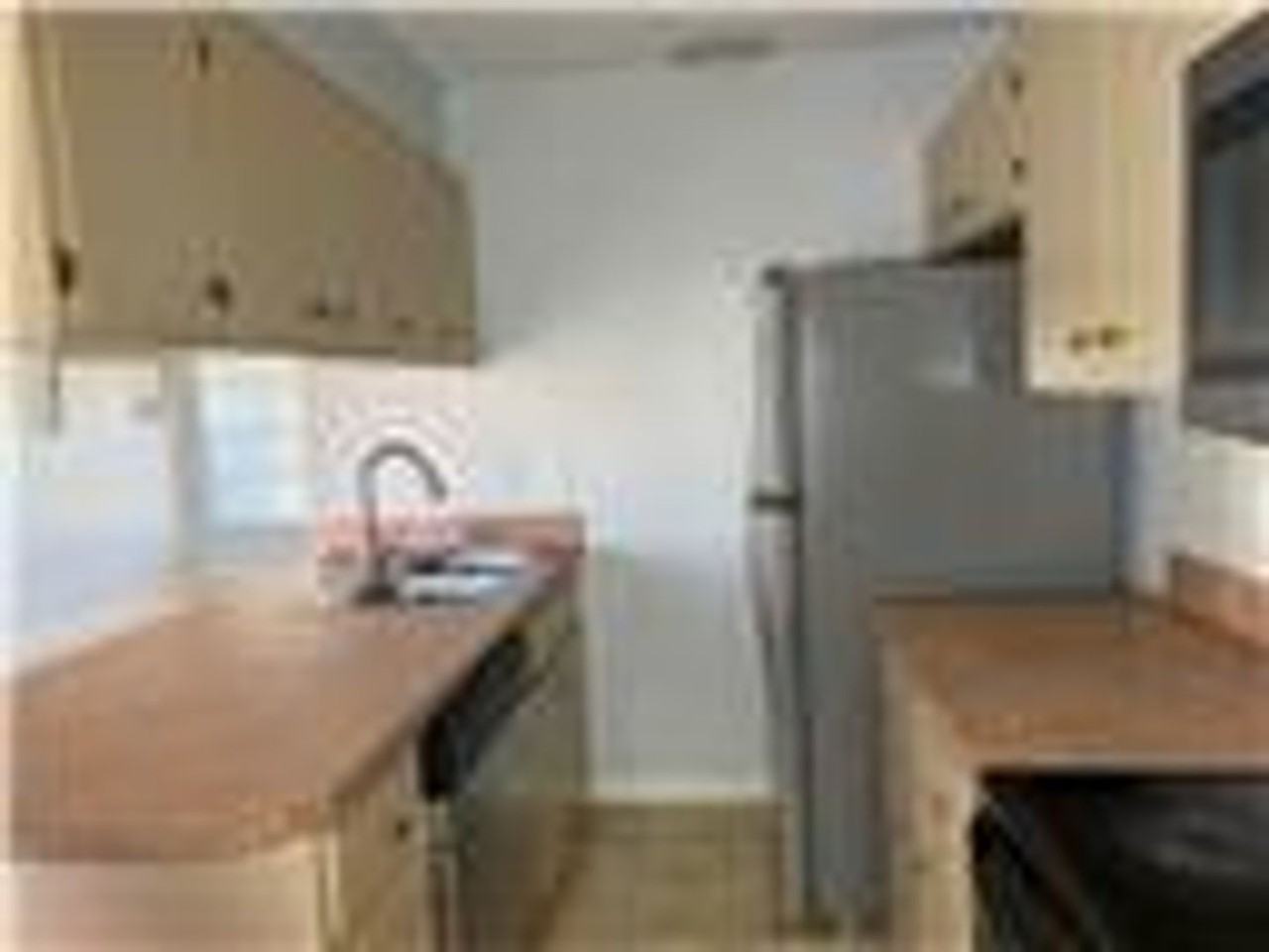 325 Dundee Dr - Photo 6 of 16