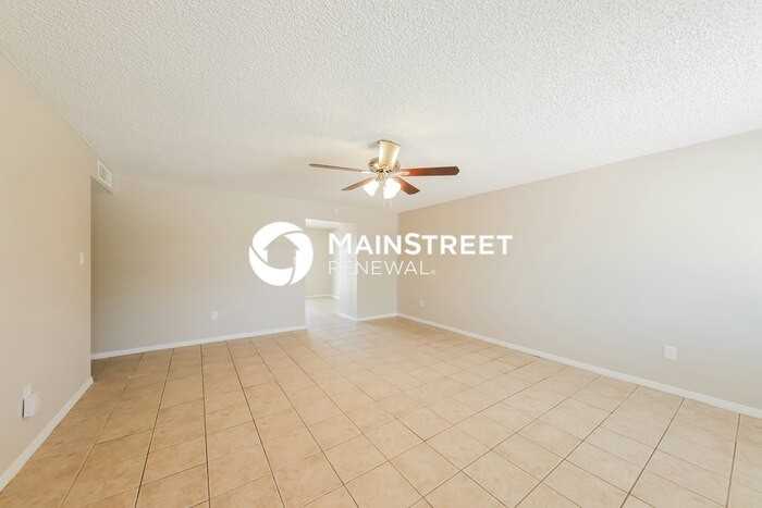 6343 W Cypress St - Photo 4 of 16