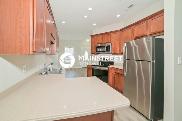 7011 Echo Hill Way - Photo 7 of 17