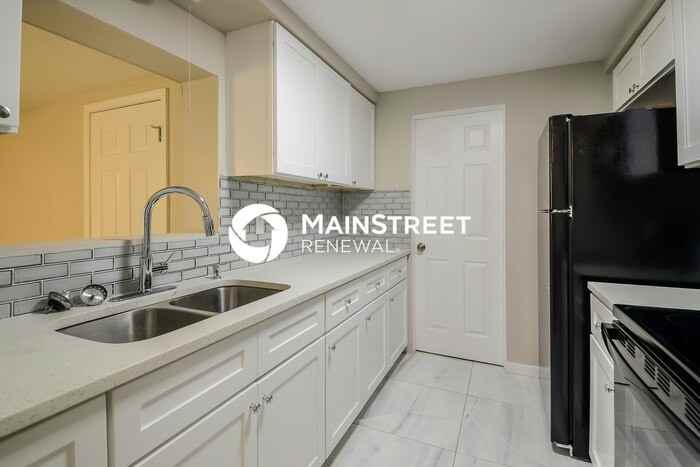 703 59th Avenue Ter W - Photo 6 of 16