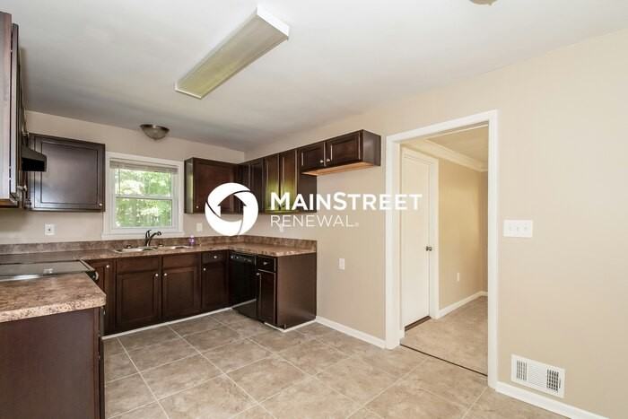 6170 Pisgah Rd Sw - Photo 5 of 15