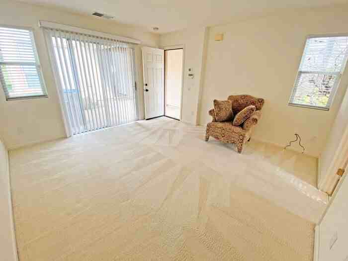 5821 Killarney Cir - Photo 6 of 38