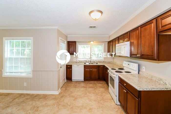 5273 Quince Rd - Photo 7 of 16