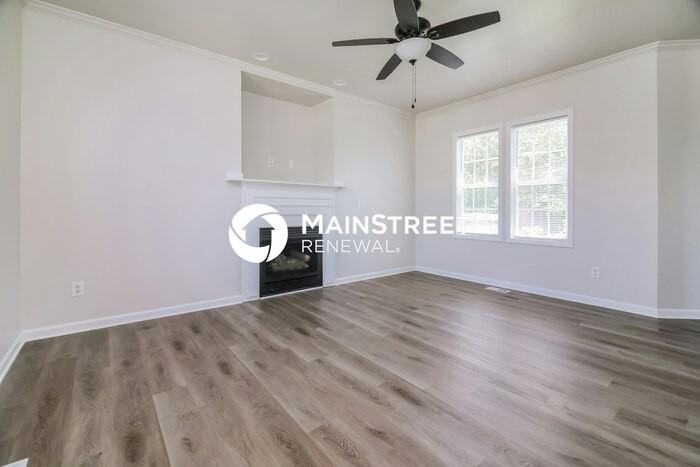 7100 Bristoe Station Ln - Photo 5 of 18