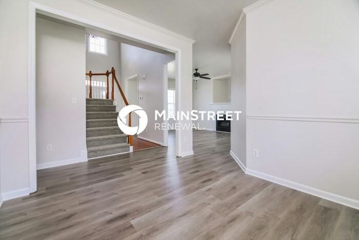 7100 Bristoe Station Ln - Photo 7 of 18