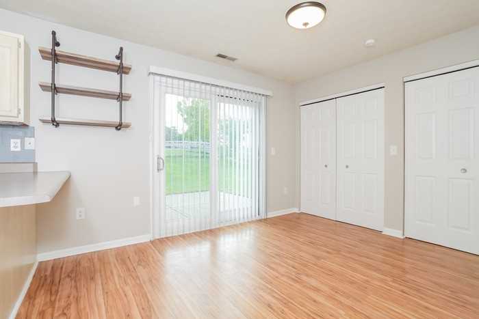 345 Forge Dr - Photo 5 of 12