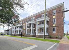301 Bank St #B - Photo 1 of 1