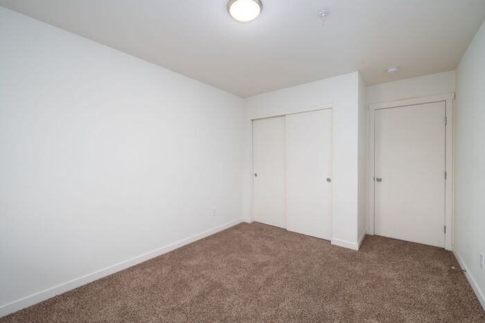 10740 Ne Wygant St #12 - Photo 4 of 23