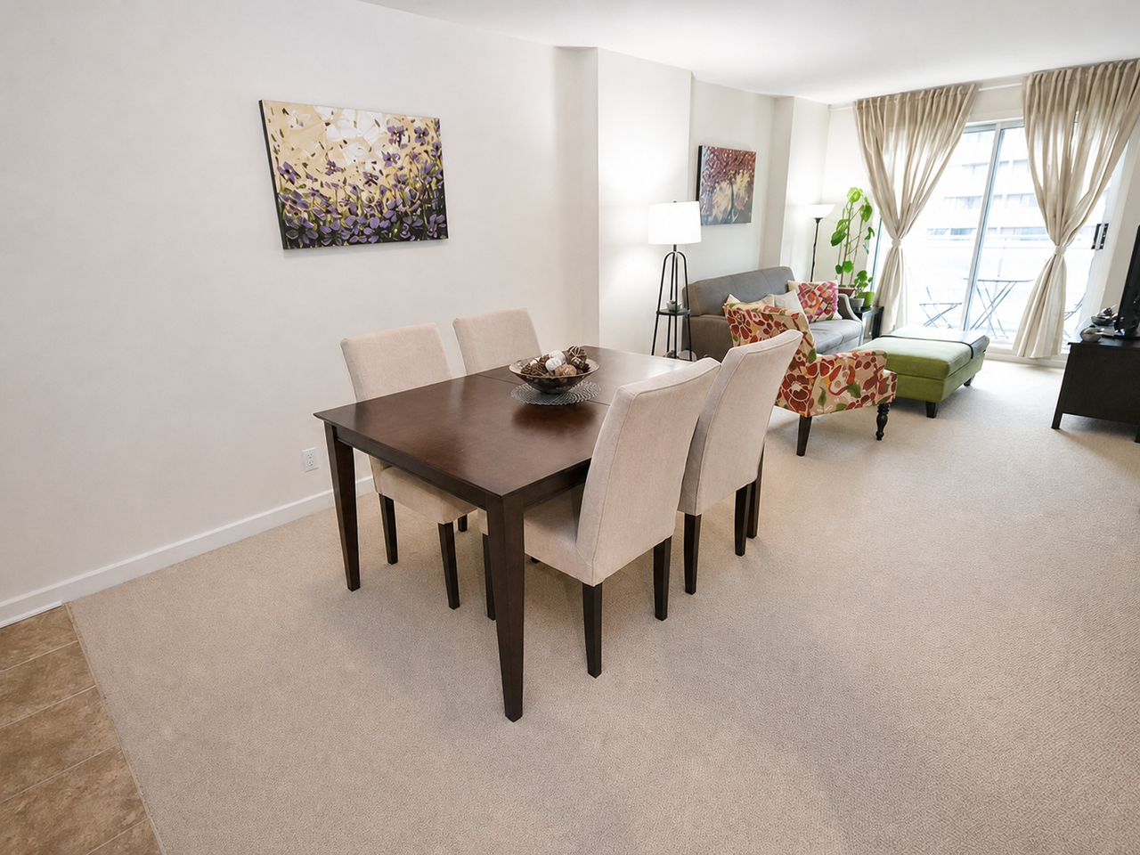 138 Somerset Street West #711 - Photo 3 of 10