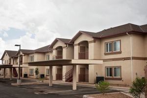 featured image of 2511 Hohokam Dr