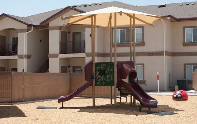 2511 Hohokam Dr - Photo 3 of 4