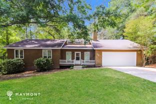 286 Woodwinds Dr - Photo 1 of 1