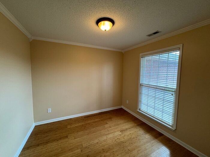137 Clover Ridge Dr - Photo 5 of 33